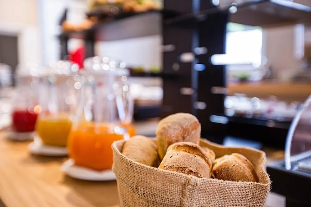 **** Affittacamere Hotel Simon Bolivar Noto Italia